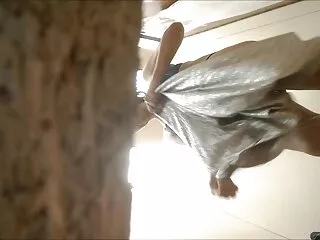 সুন্দরী চোদাচুদি ভিডও বালিকা