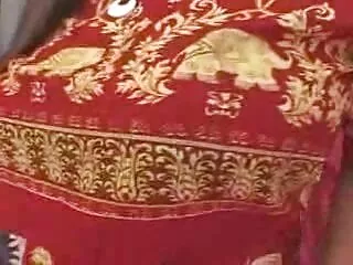 বড় সুন্দরী মহিলা, বড়ো পোঁদ, মা ছেলের চোদা চুদির ভিডিও ওয়েবক্যাম